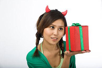 上千元的亮机卡！GTX 1630正式发布：还不如6年前的它